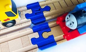 Thomas Wood 2018 RC Wood Truck Train Track Adapters for BRIO Melissa Doug Blue 2pc