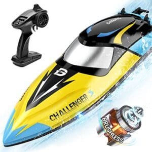 DEERC Brushless RC Speed Boat Racing 30mph Fast Remote Control Boat with Auto Righting and LED Lights
